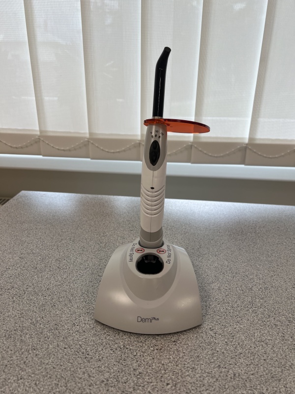 Kerr DEMIPLUS valguskõvastuv lamp
