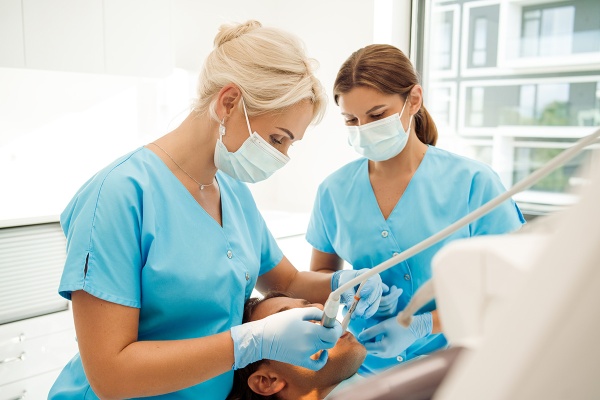 Maxilla Hambakliinik Tartus otsib oma kollektiiviga liituma suuhügienisti või profülaktika õde